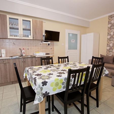 Zoli Apartmanok-Timi Koelcsey 34-36 Hajdúszoboszló Eksteriør bilde